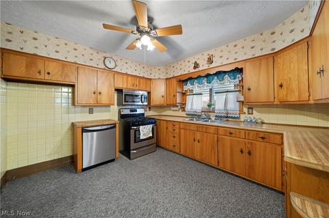 613 Bunker Hill Rd, Ashtabula, OH 44004 photo 12