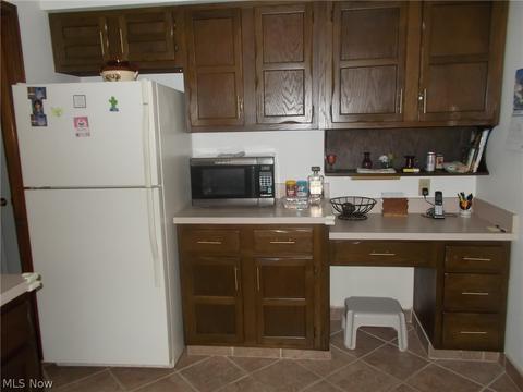 1589 Hemlock Dr, Ashtabula, OH 44004 photo 9