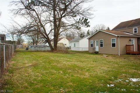 235 Omar St, Struthers, OH 44471 photo 16
