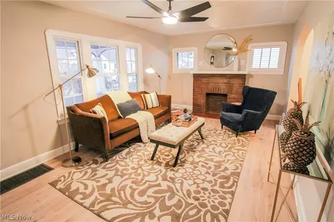 1022 Bell Ave, Elyria, OH 44035 photo 5