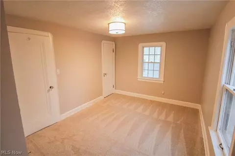 1022 Bell Ave, Elyria, OH 44035 photo 16