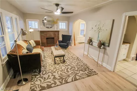 1022 Bell Ave, Elyria, OH 44035 photo 4