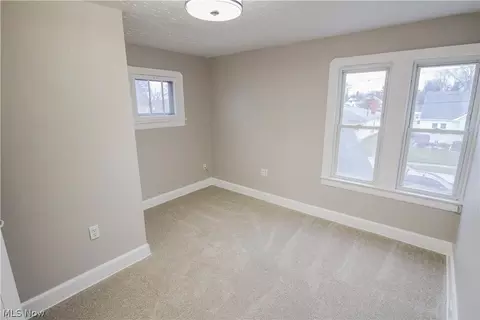 1022 Bell Ave, Elyria, OH 44035 photo 11