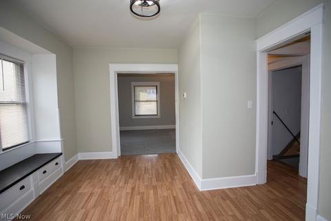 289 Maplewood Ave, Struthers, OH 44471 photo 9