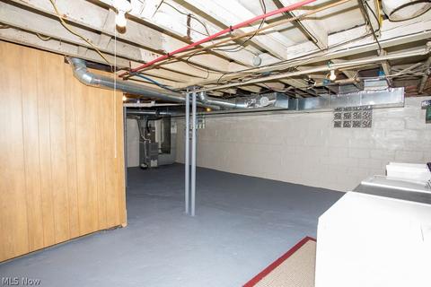 289 Maplewood Ave, Struthers, OH 44471 photo 32