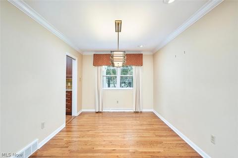 479 Beaumont Dr, Fairlawn, OH 44333 photo 4