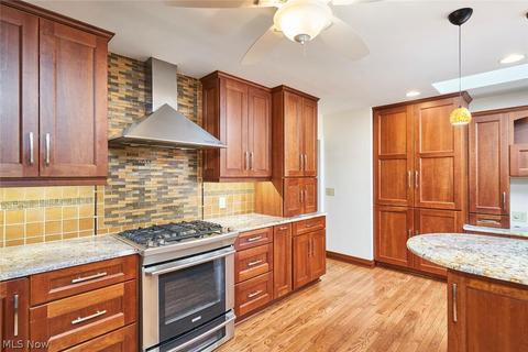 479 Beaumont Dr, Fairlawn, OH 44333 photo 5