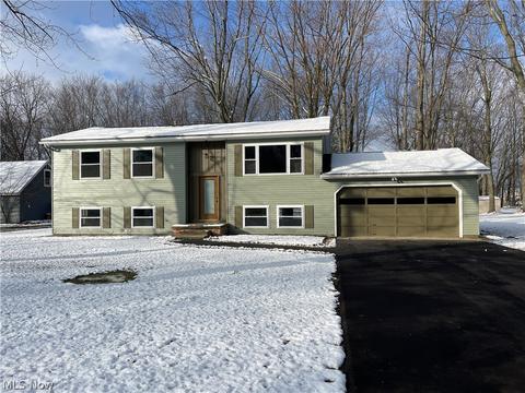 9502 Jordan Dr, Mentor, OH 44060 photo 1
