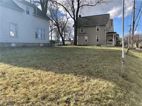 199 Wertz Ave NW, Canton, OH 44708 photo 1
