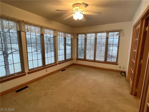 215 Pinehurst Dr, Dover, OH 44622 photo 9