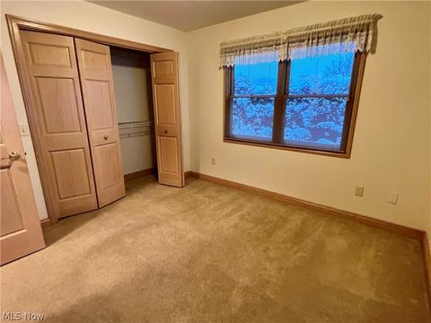 215 Pinehurst Dr, Dover, OH 44622 photo 15