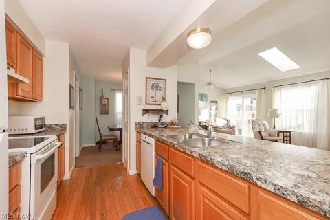 318 Sandpiper Ave, Elyria, OH 44035 photo 5