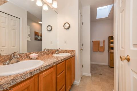 318 Sandpiper Ave, Elyria, OH 44035 photo 13