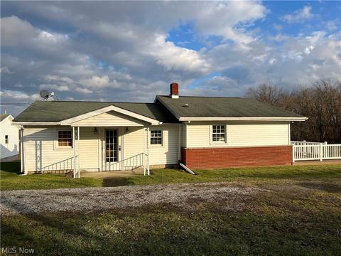 29 Stadium Rd, Smithfield, OH 43948 photo 1