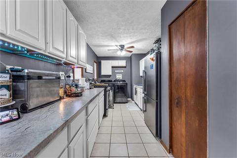 600 Denison Ave, Elyria, OH 44035 photo 6