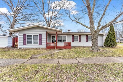 600 Denison Ave, Elyria, OH 44035 photo 2