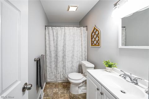 9783 Blanton Dr, Windham, OH 44288 photo 12