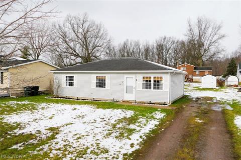 9911 Belden Dr, Windham, OH 44288 photo 1