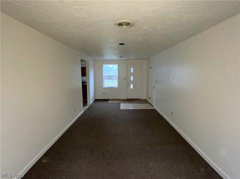 1015 Reeve Rd, Elyria, OH 44035 photo 4