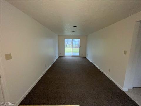1015 Reeve Rd, Elyria, OH 44035 photo 3
