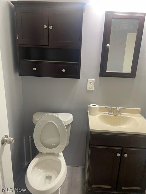 527 5th St, Struthers, OH 44471 photo 10
