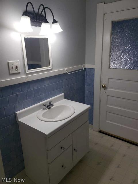 1685 Everett Ave, Youngstown, OH 44514 photo 6