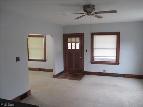 1685 Everett Ave, Youngstown, OH 44514 photo 5