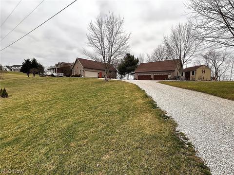 220 James Rd, Fleming, OH 45729 photo 2