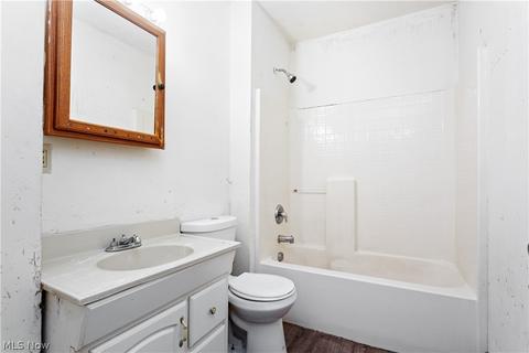 111 Madison St, Elyria, OH 44035 photo 12