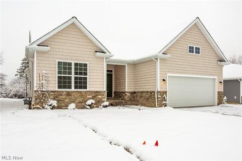 109 W Spring Dr, Elyria, OH 44035 photo 2