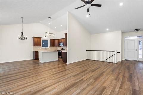 109 W Spring Dr, Elyria, OH 44035 photo 10