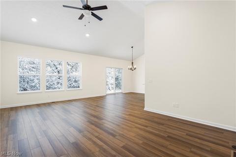 109 W Spring Dr, Elyria, OH 44035 photo 8