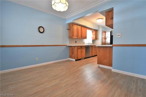 581 Ruth Dr, Hubbard, OH 44425 photo 8