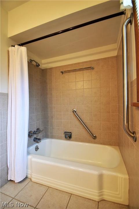 581 Ruth Dr, Hubbard, OH 44425 photo 22
