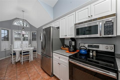 2550 River Downs, Stow, OH 44224 photo 7