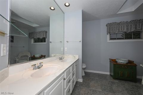 2550 River Downs, Stow, OH 44224 photo 19