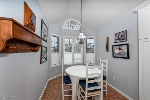 2550 River Downs, Stow, OH 44224 photo 8