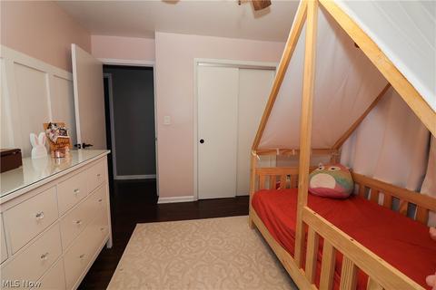 301 E Parkhaven Dr, Seven Hills, OH 44131 photo 27
