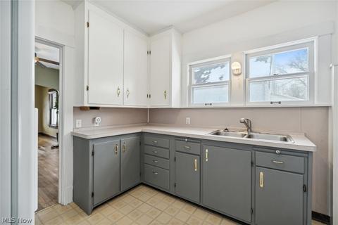 364 High St, Elyria, OH 44035 photo 13