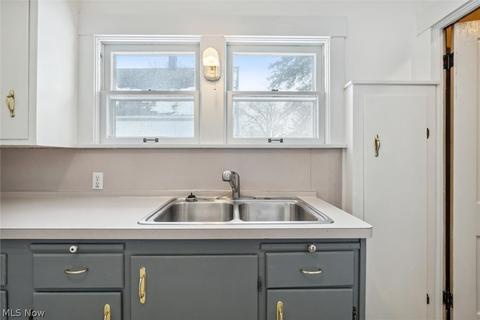 364 High St, Elyria, OH 44035 photo 12
