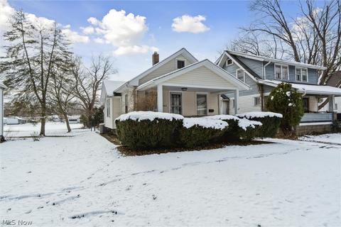 364 High St, Elyria, OH 44035 photo 2