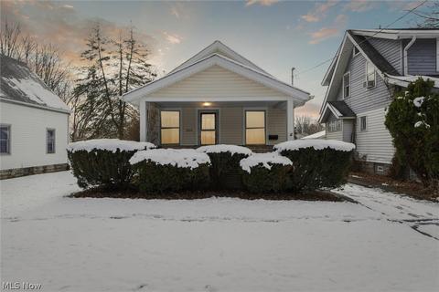 364 High St, Elyria, OH 44035 photo 1