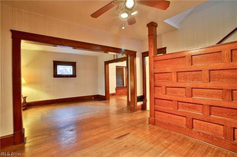169 E Bridge St, Berea, OH 44017 photo 4