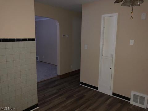 1421 Mapleview Dr, Seven Hills, OH 44131 photo 10