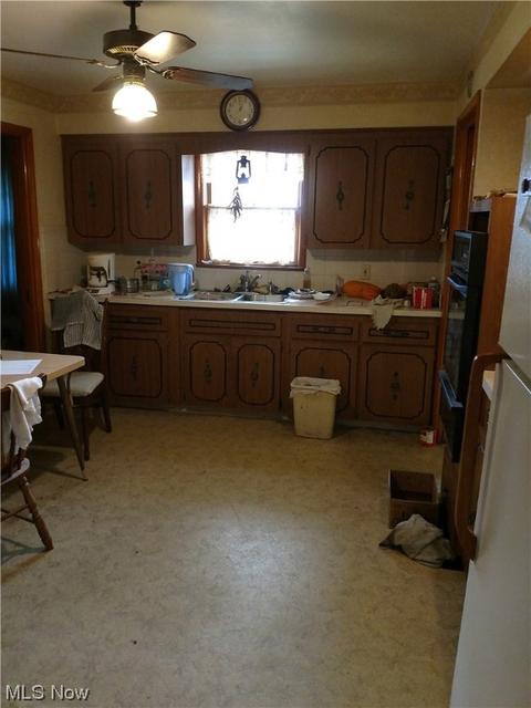 5560 E 141st St, Maple Heights, OH 44137 photo 8