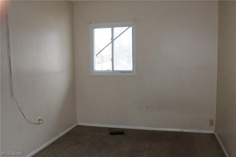 835 Myrtle Ave, Ashtabula, OH 44004 photo 14