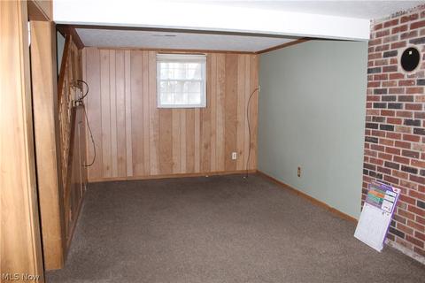 835 Myrtle Ave, Ashtabula, OH 44004 photo 20