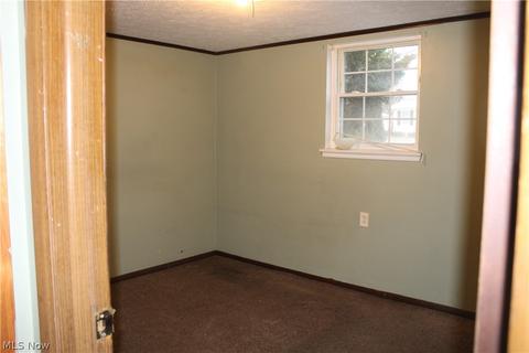 835 Myrtle Ave, Ashtabula, OH 44004 photo 23