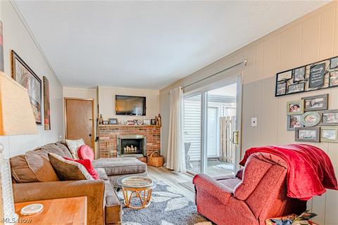 6482 State Rd #E17, Parma, OH 44134 photo 16
