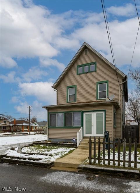 3027 Glen Pl NW, Canton, OH 44708 photo 1
